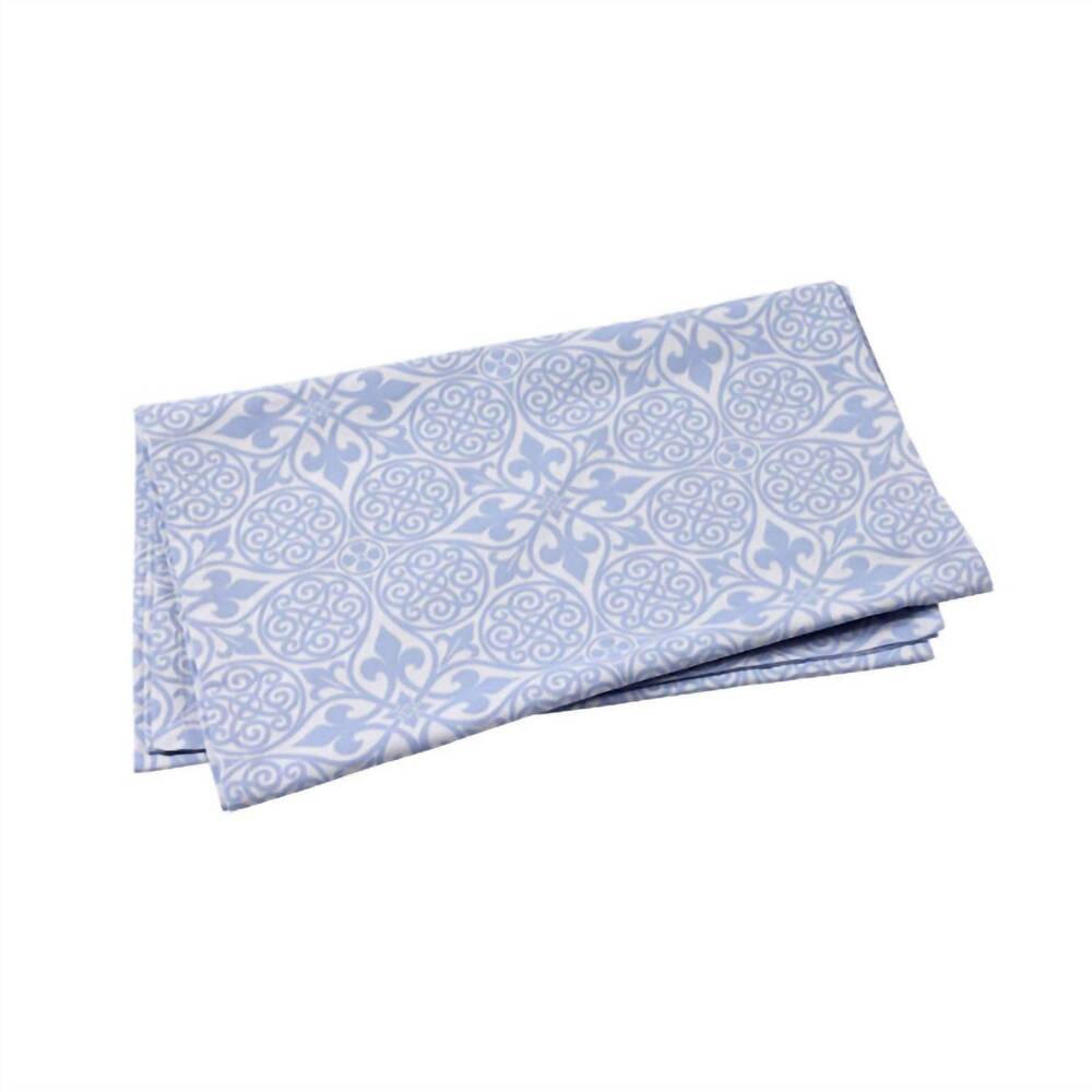 NEW VIETRI damask runner in blue